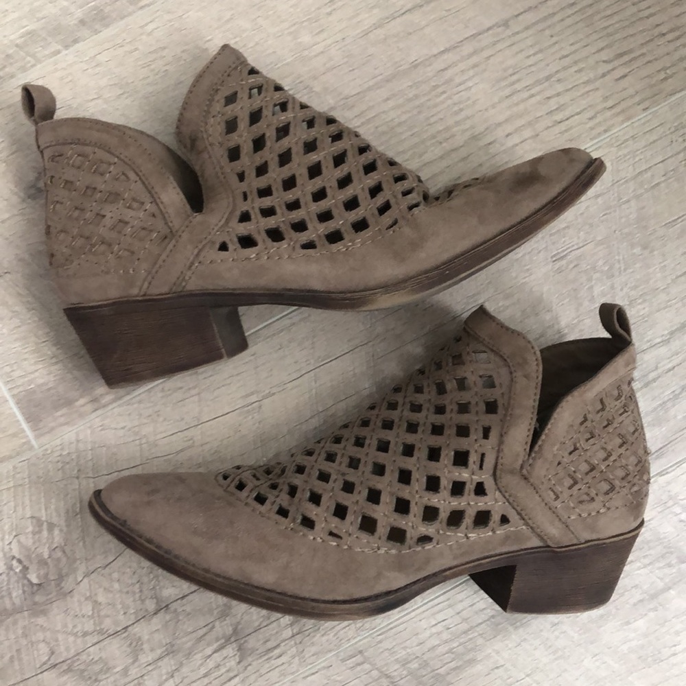 Mossimo Booties - Picture 3 of 3